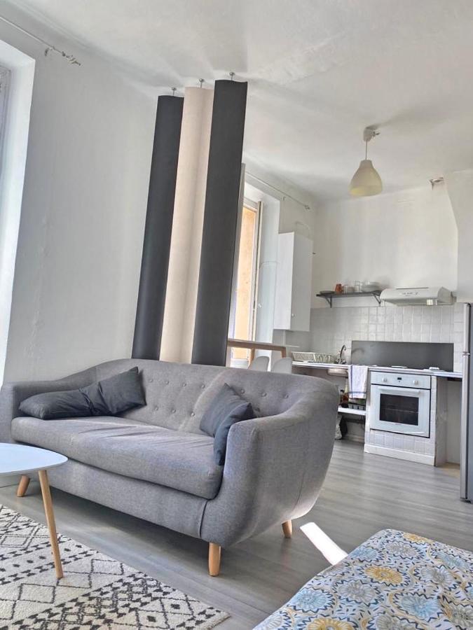 Appartements Cosy Au Centre De לה סיין סור-מר מראה חיצוני תמונה